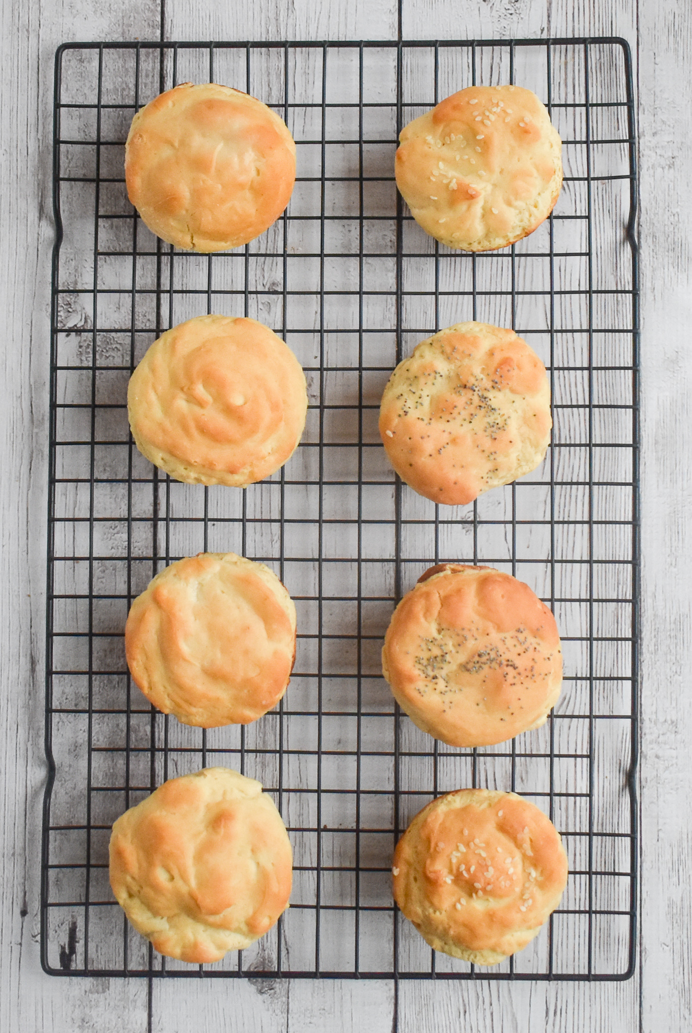 Delicious & Easy Low-FODMAP Traditional Dinner Rolls Recipe; Gluten-free