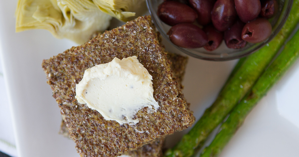 Load Up On Fiber with this Low-carb, Keto Flaxseed Focaccia Recipe – No Gluten, Dairy, Grains, Flours. Just Flax! - Healthful Pursuit