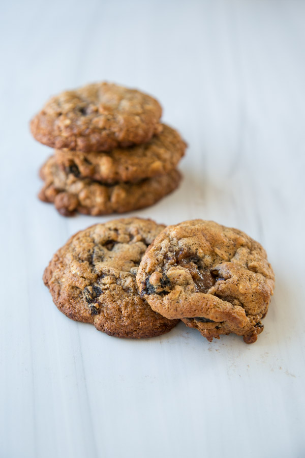 Low Sugar Oatmeal Cookies with Almond Flour