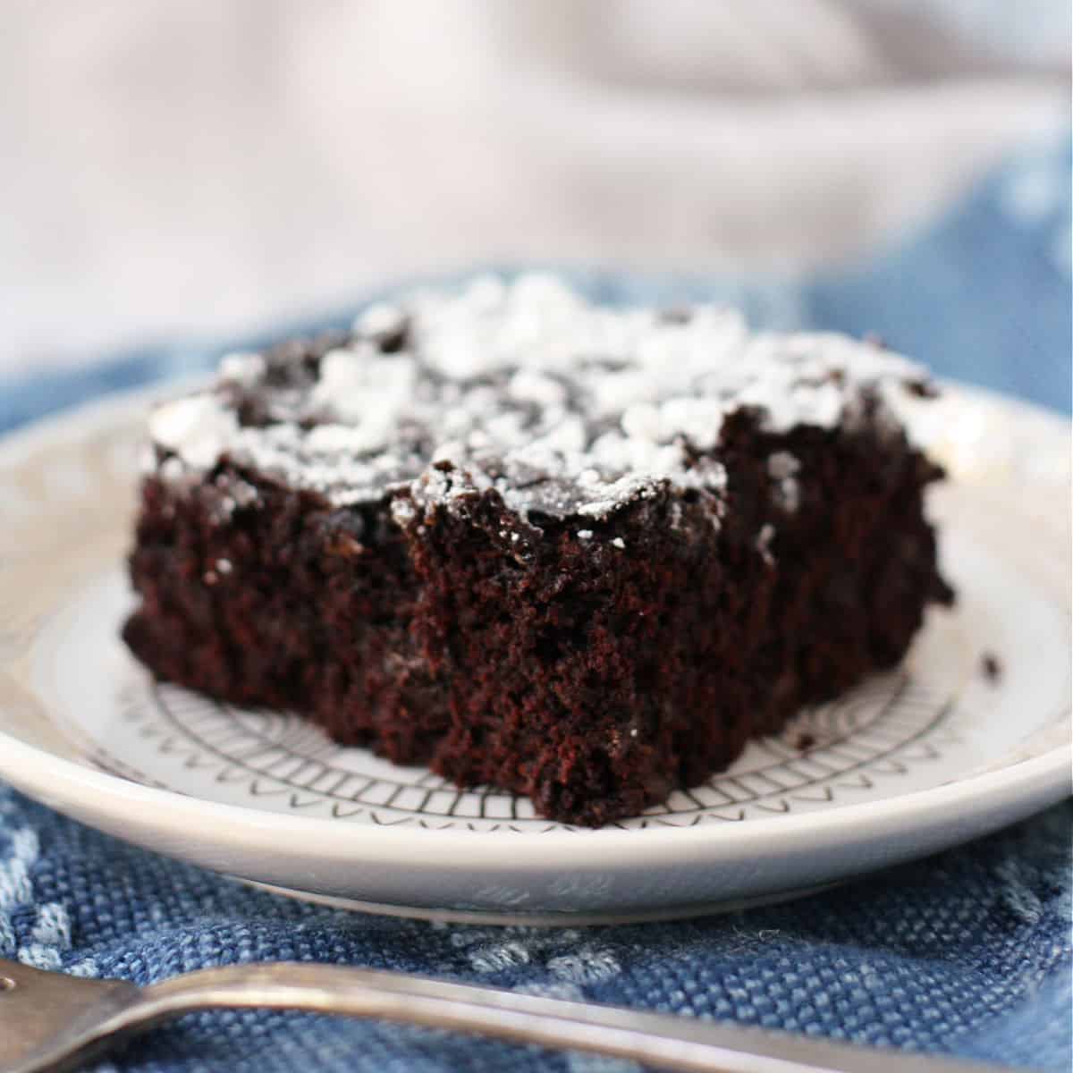 The Easiest Gluten Free and Vegan Chocolate Cake.