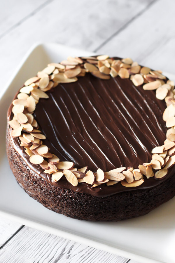 gluten free vegan one bowl chocolate cake - Sarah Bakes Gluten Free